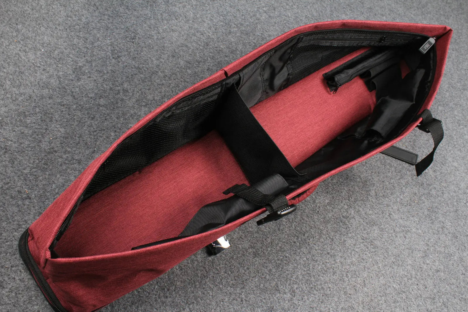 1/2 pool cue case/bag 2bx4s