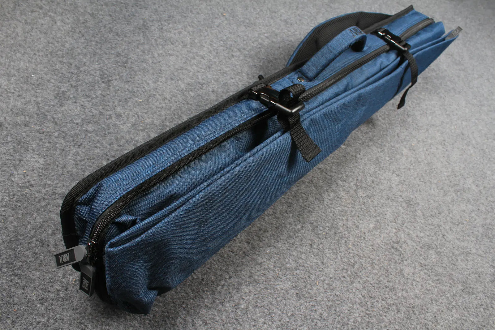 1/2 pool cue case/bag 2bx4s