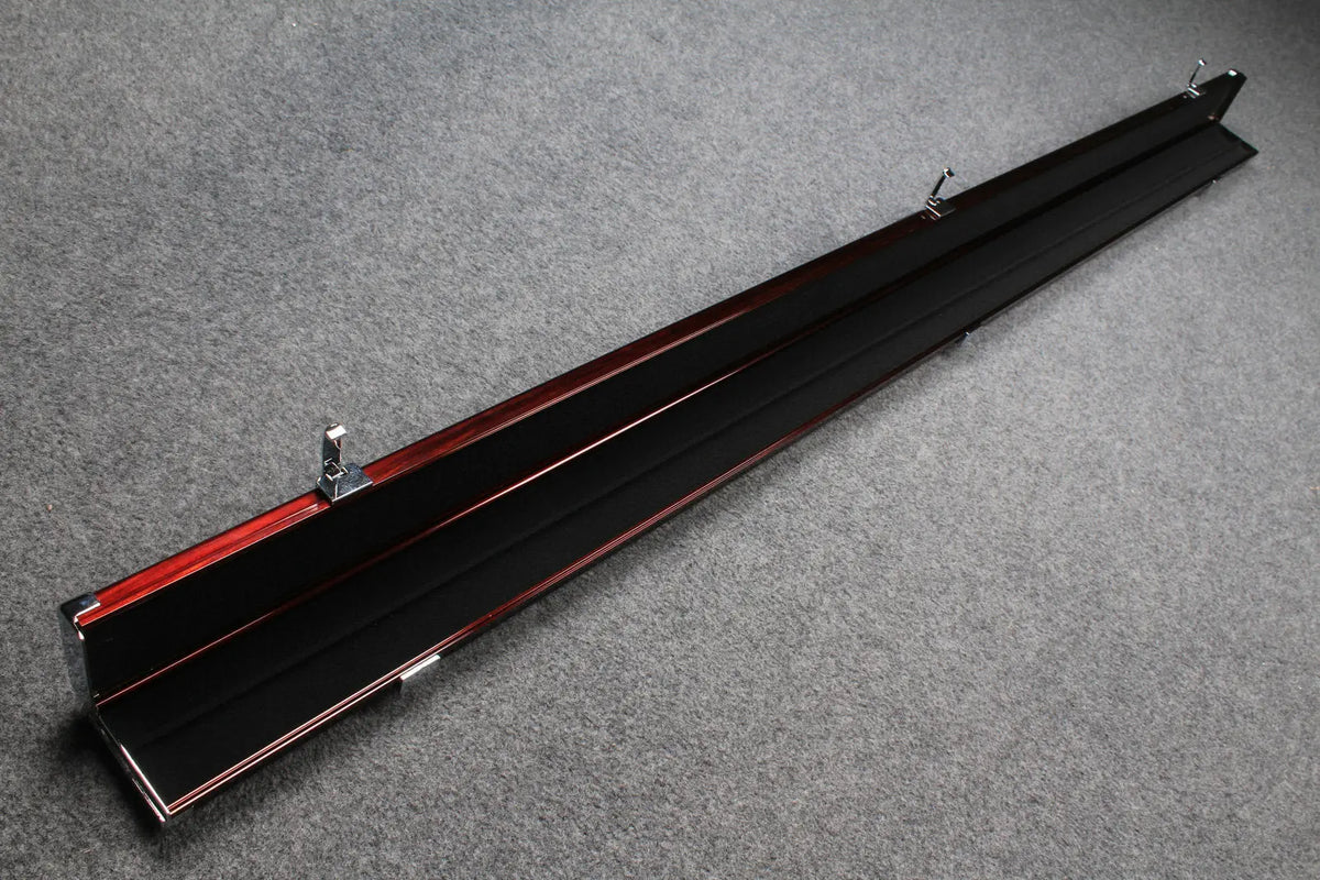 deluxe one piece aluminium cue case with 2 slots for 60" cue