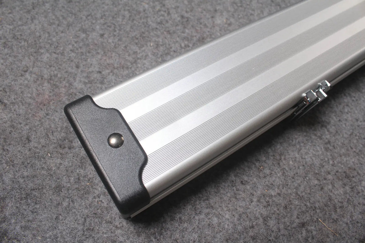 3/4 Professional Aluminium Cue Case WOODS CUES