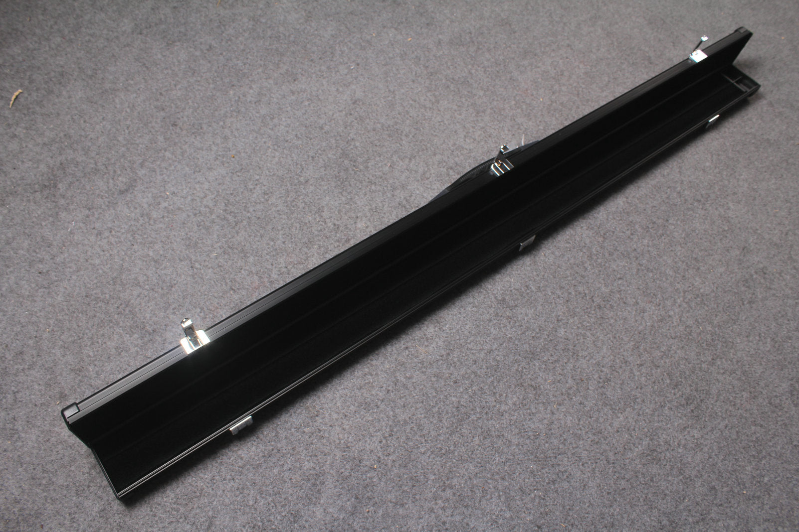 3/4 Professional Aluminium Cue Case