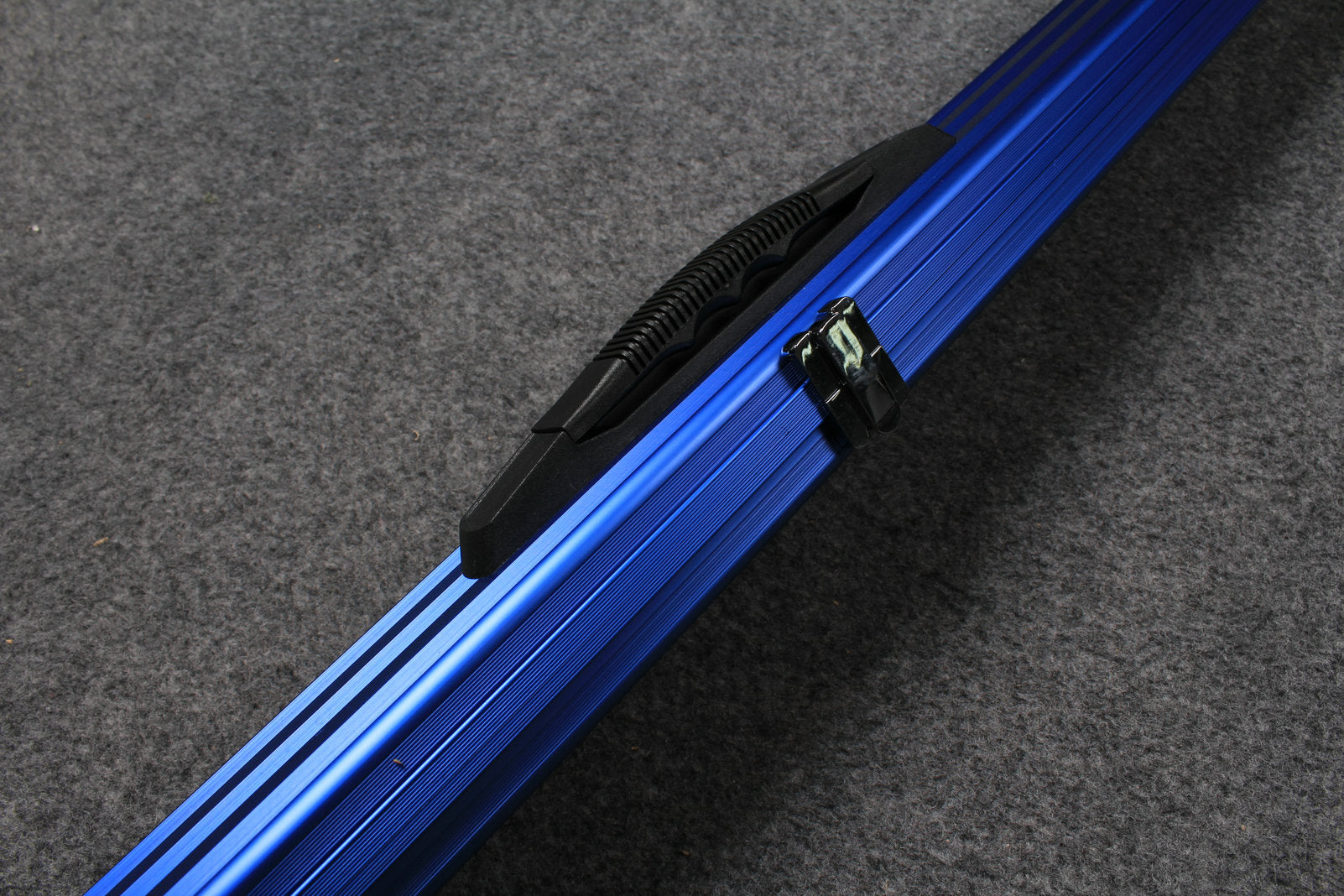 3/4 Professional Aluminium Cue Case