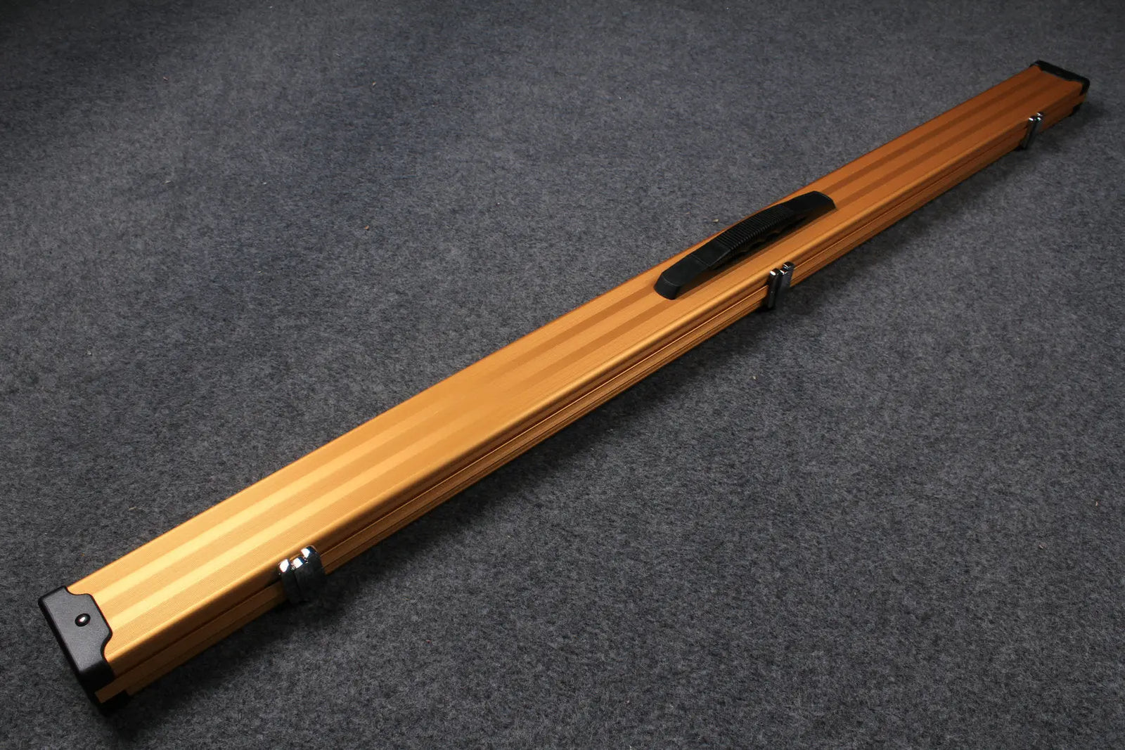 3/4 Professional Aluminium Cue Case WOODS CUES