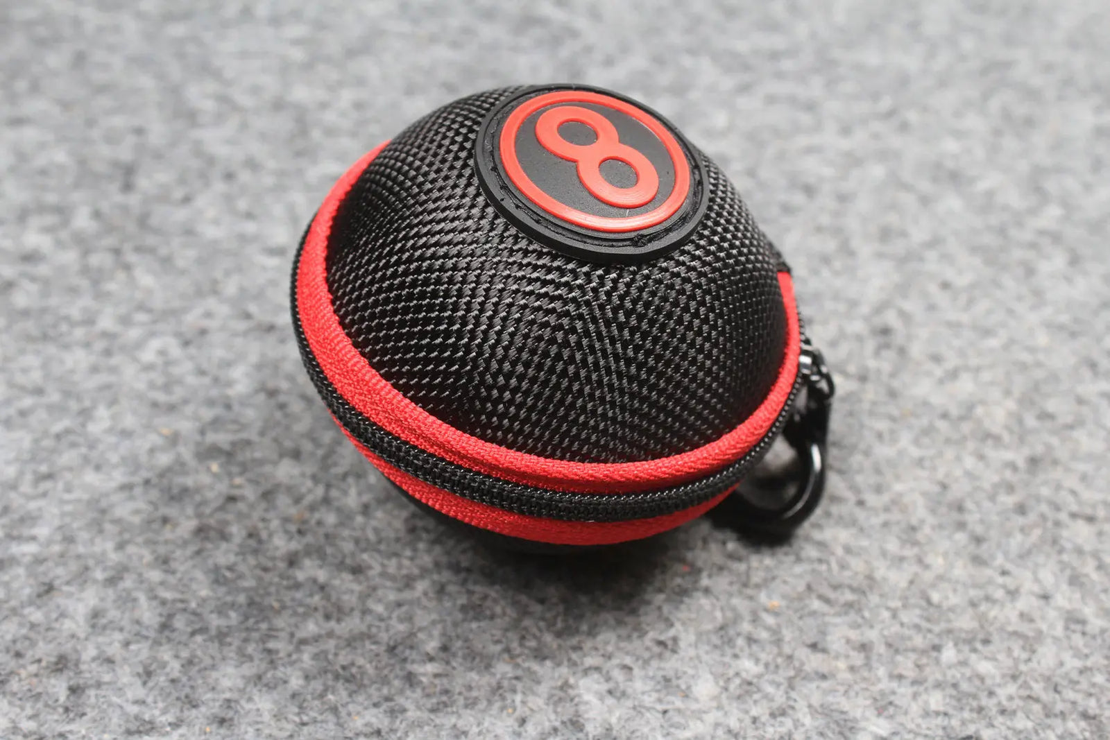 Red/Black - Clip-on Cue Ball Case WOODS CUES