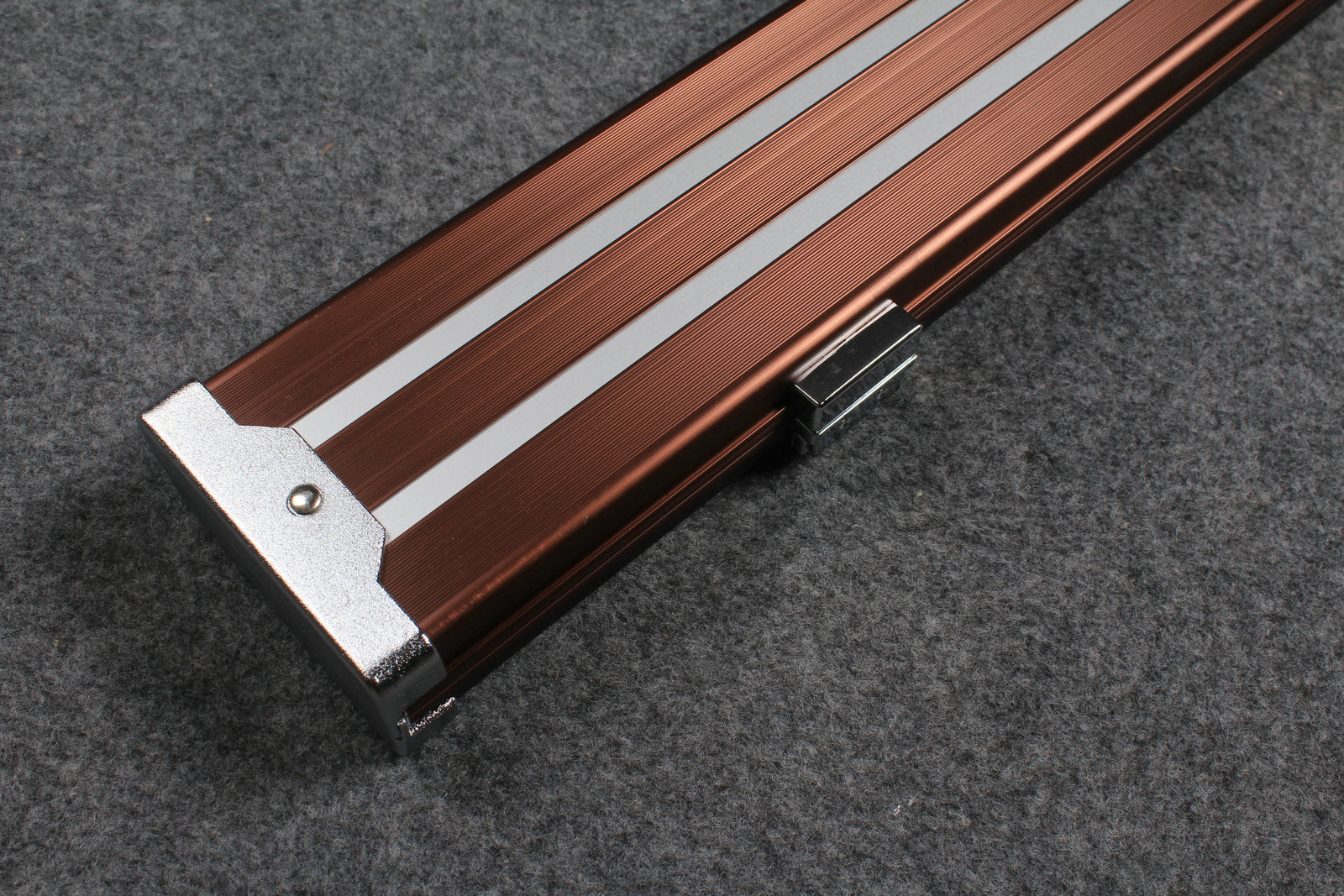 3/4 wide aluminium code cue case with 3 slots