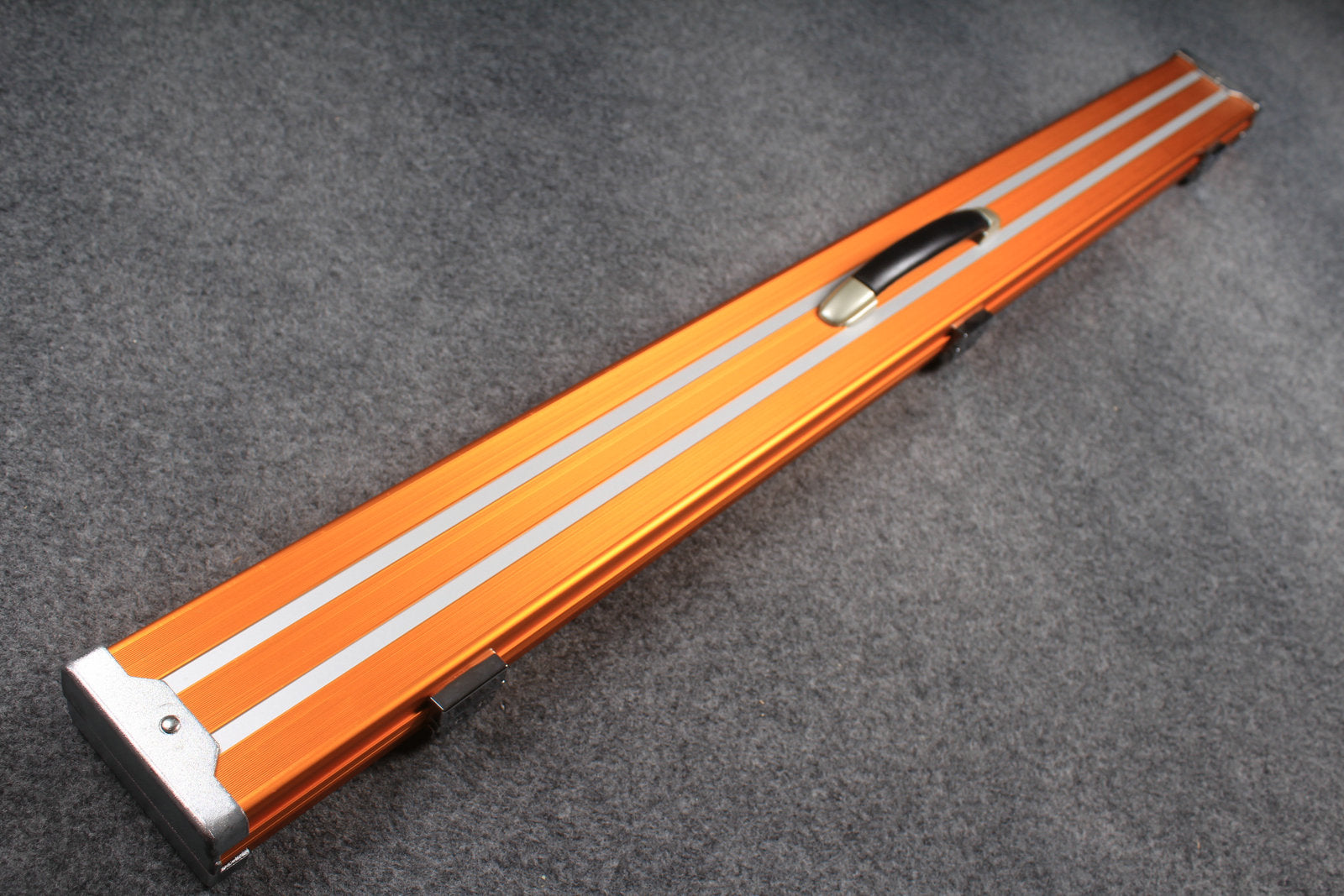3/4 wide aluminium code cue case with 3 slots