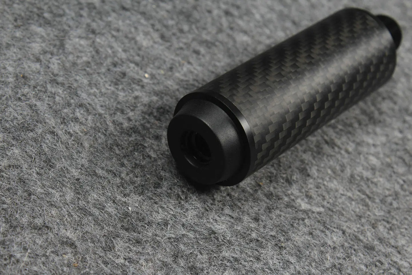carbon fiber extension 2", 3”, 4", 8" extender fits on uni-loc cartridge system predator cues