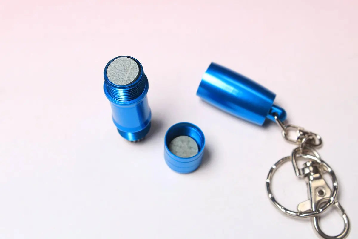 snooker/pool cue tip picker/aerator, 2 colors