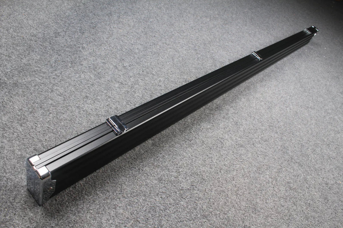 deluxe one piece aluminium cue case with 3 slots