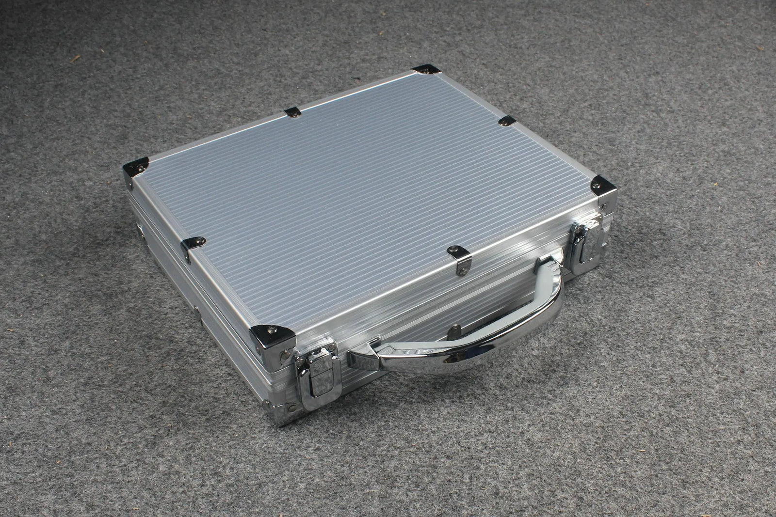 billiard ball set aluminum case, 2 sizes WOODS CUES