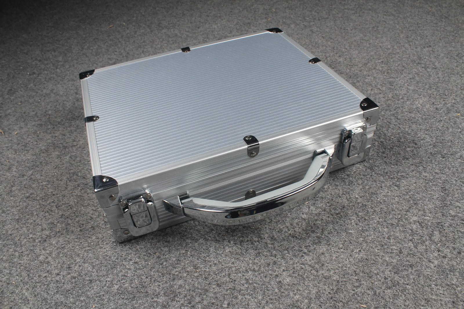 billiard ball set aluminum case, 2 sizes WOODS CUES