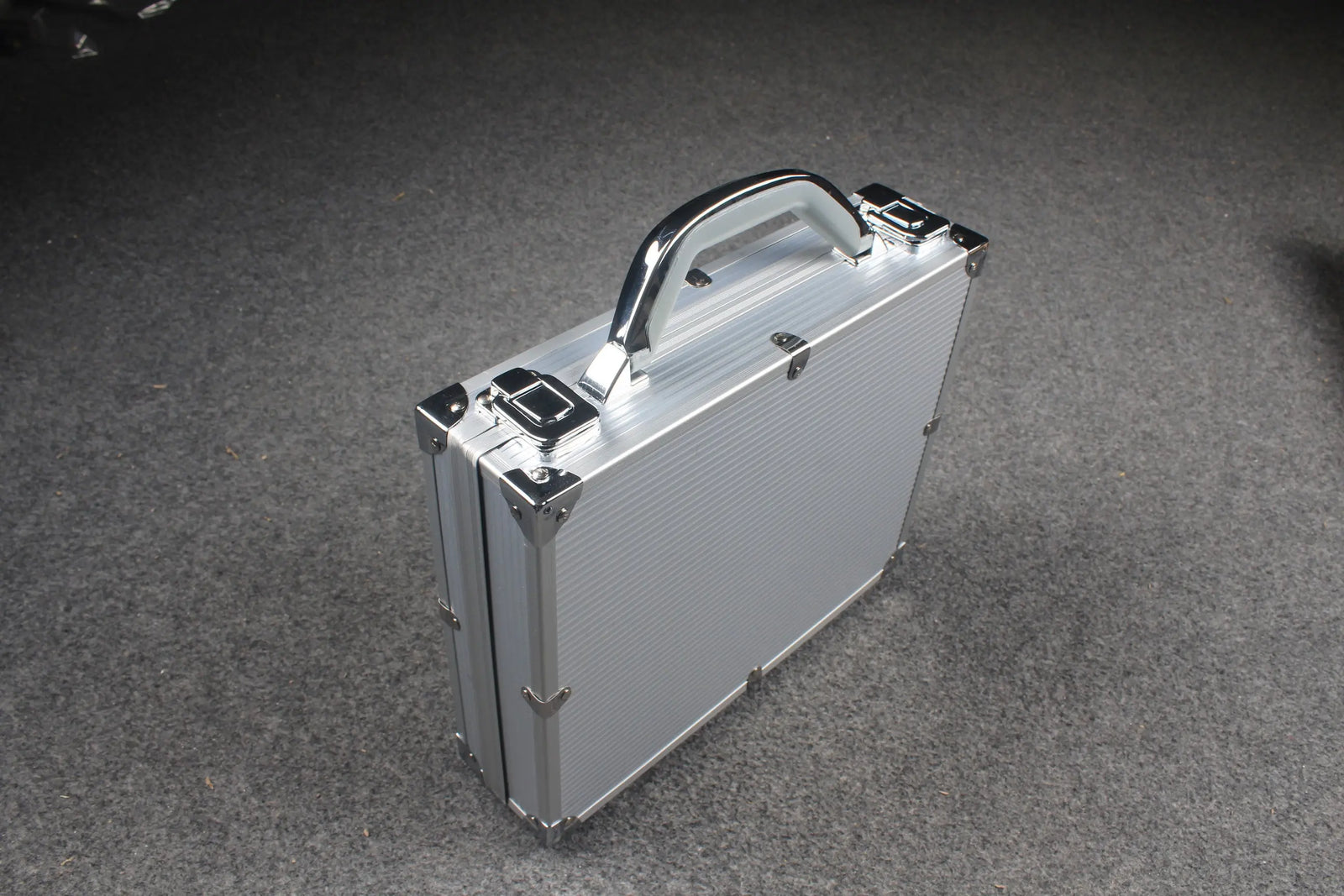 billiard ball set aluminum case, 2 sizes WOODS CUES