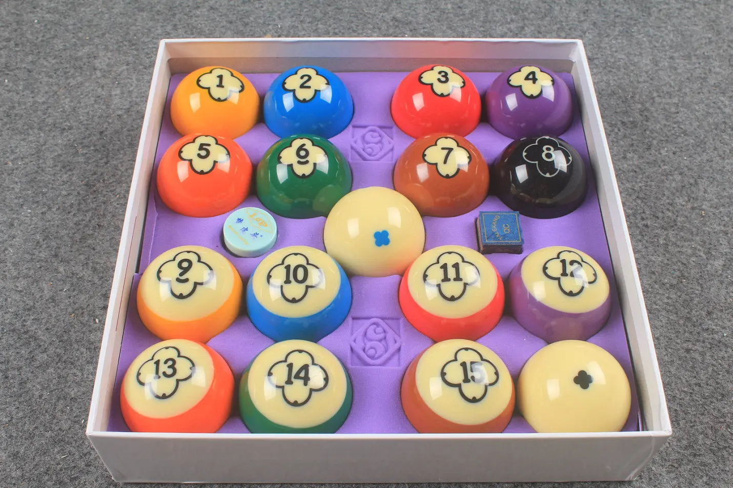 Professional Pool Balls/Billiard Balls Set WOODS CUES