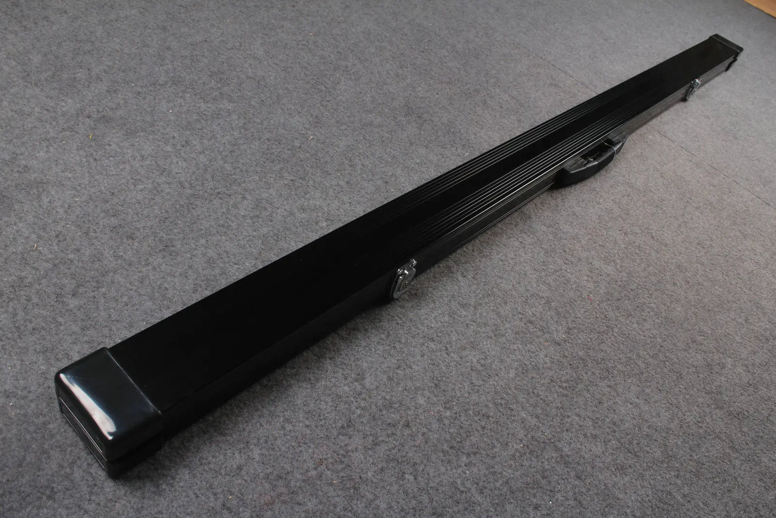 3/4 aluminium lockable cue case 121 cm