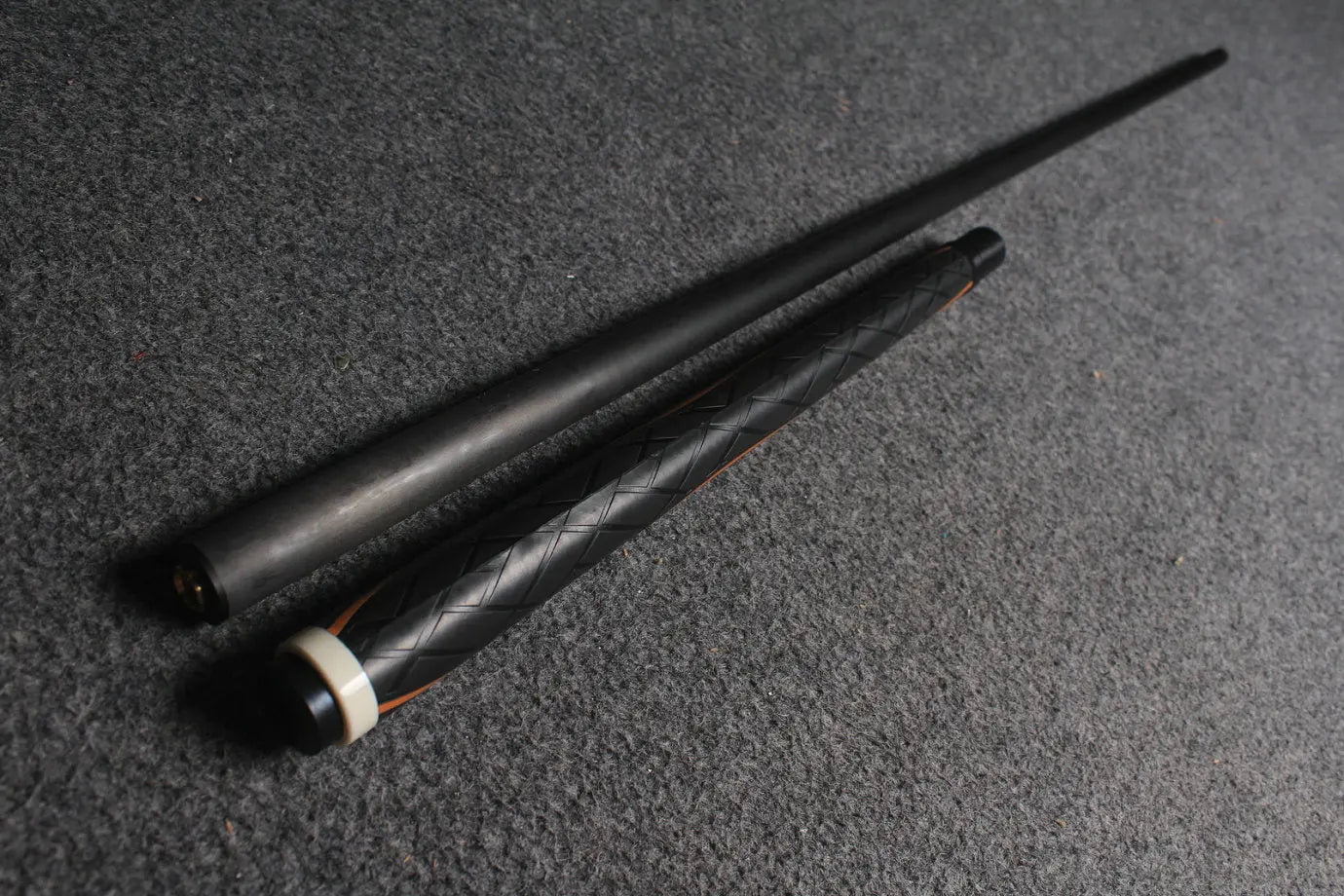 carbon shaft billiards cue jump cue stick rubber wrap little monster