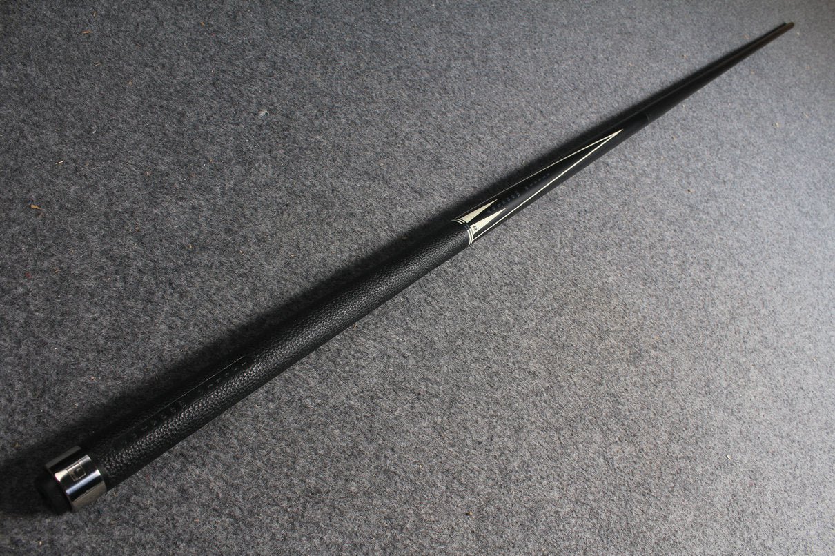 Carbon shaft billiards cue pool cue stick