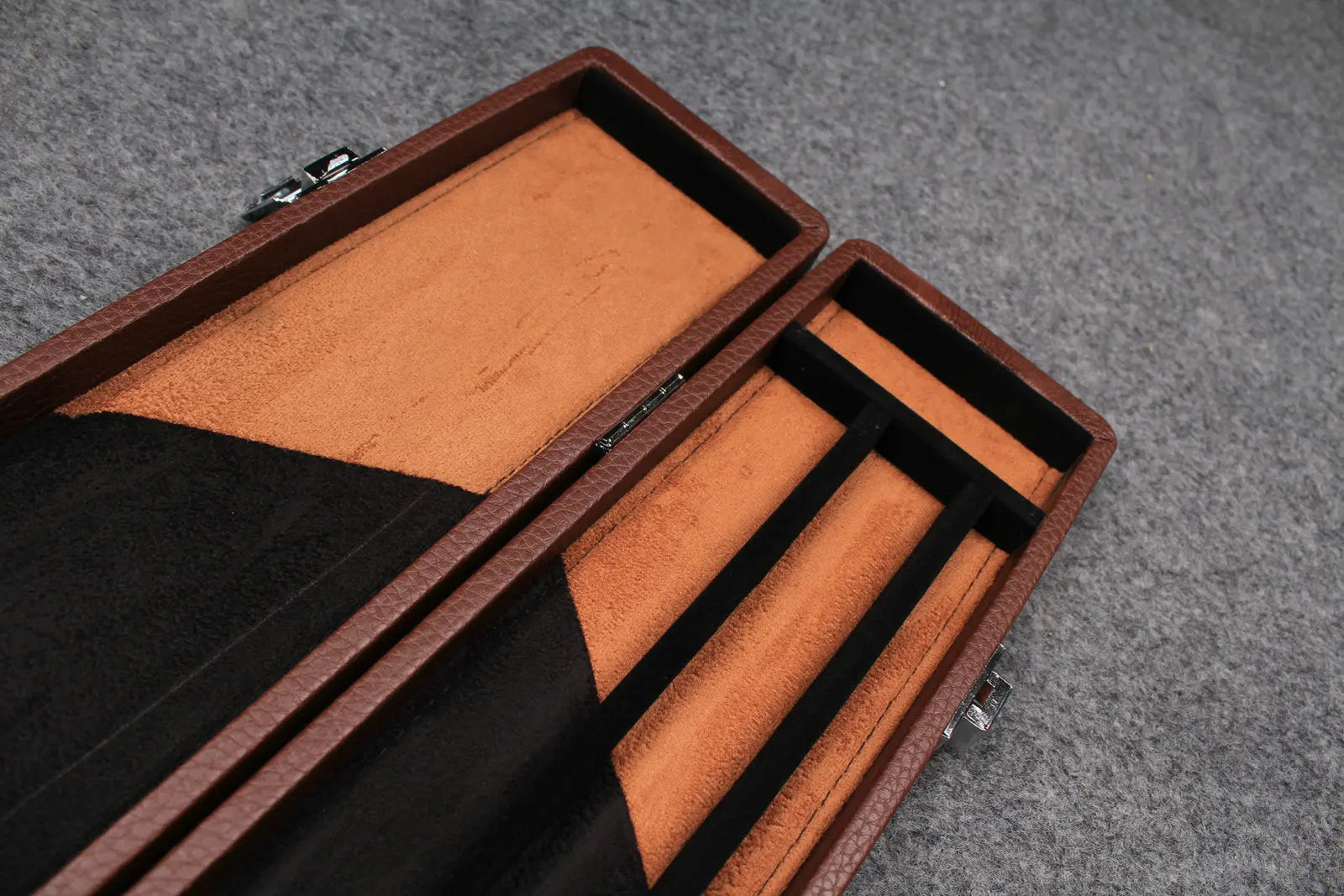 3/4 snooker cue case with 3 slots