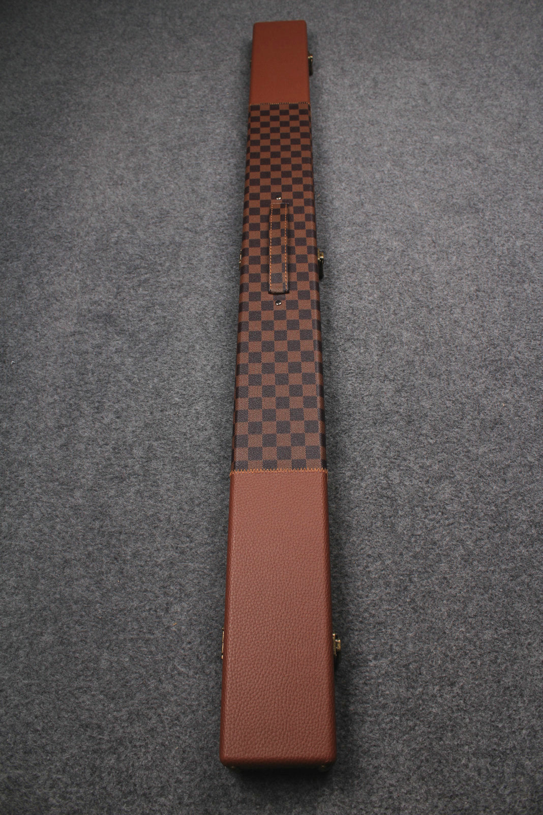 3/4 snooker cue case with 3 slots