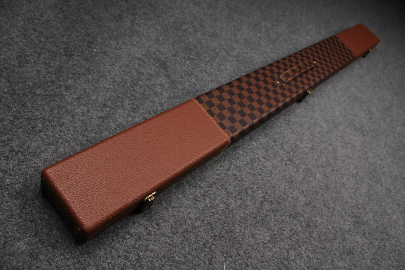 3/4 snooker cue case with 3 slots