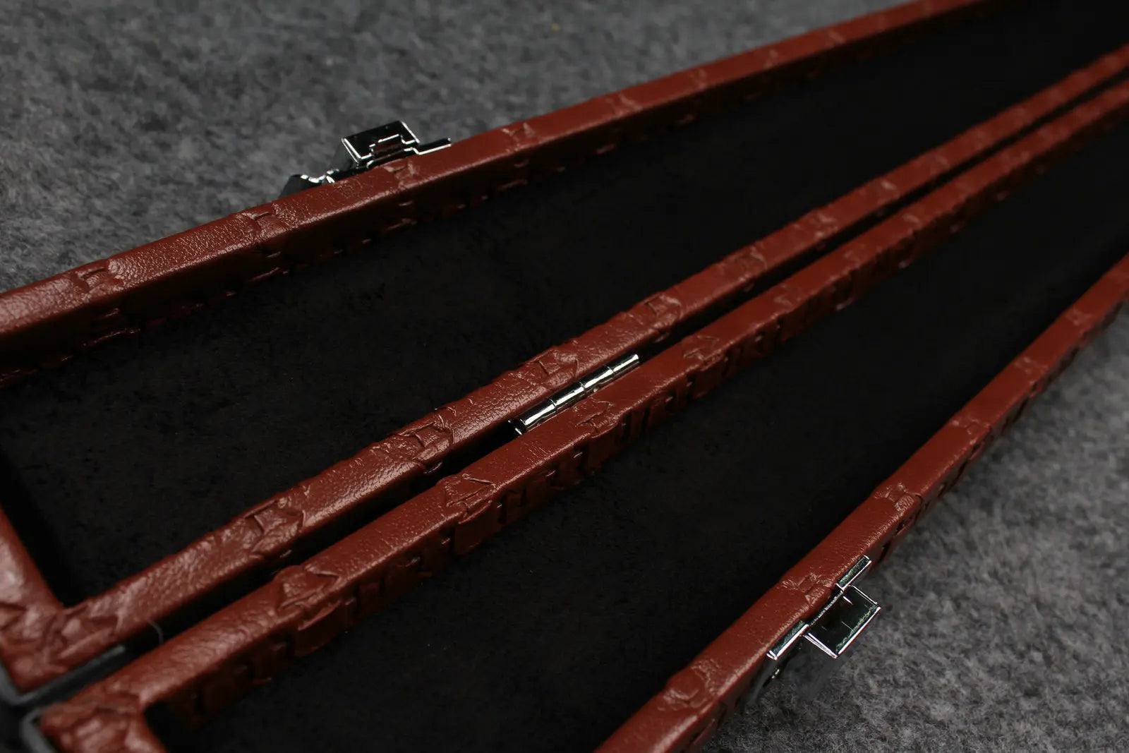 1 piece leather slimline cue case