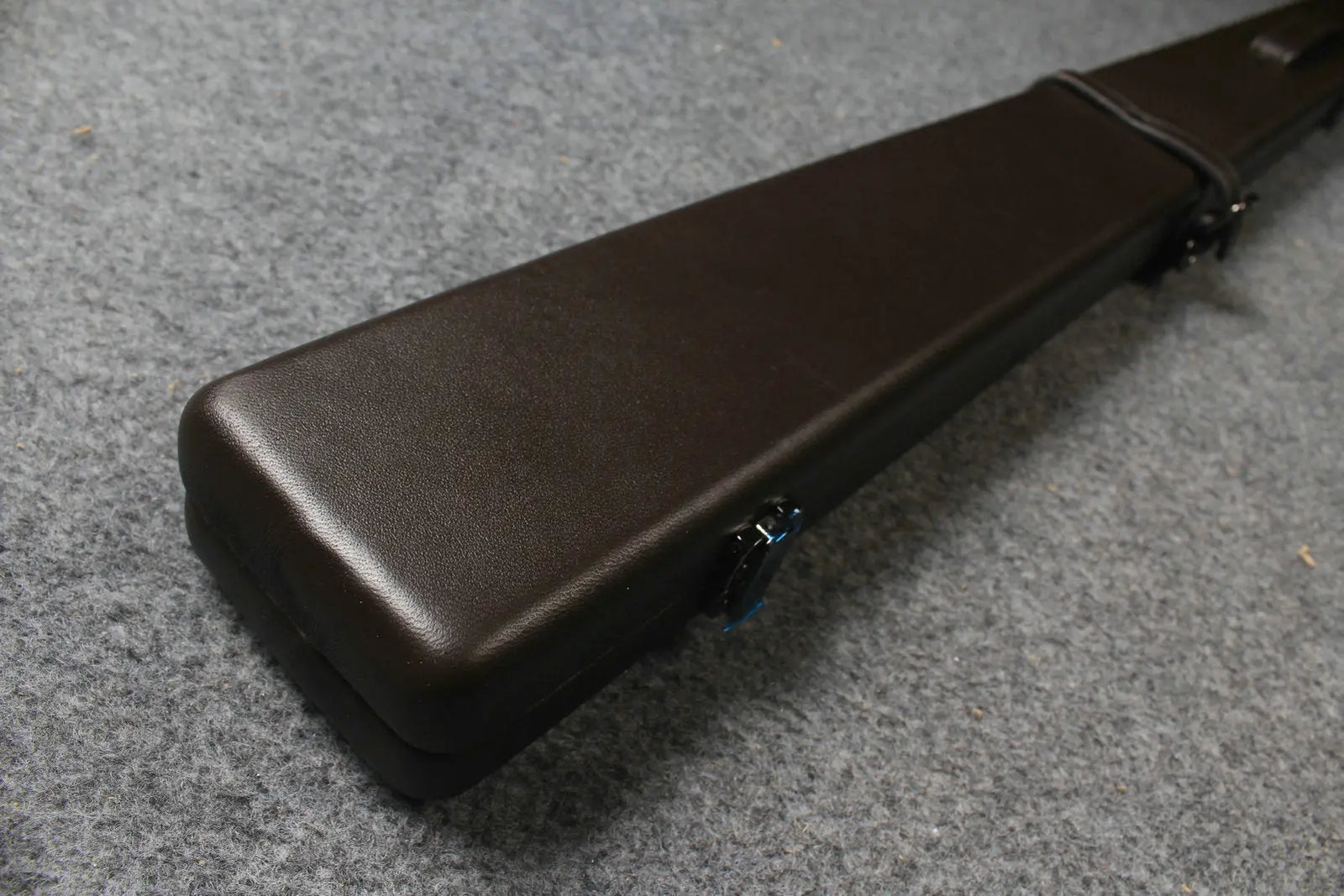 1 piece genuine leather snooker cue case with 2 slots