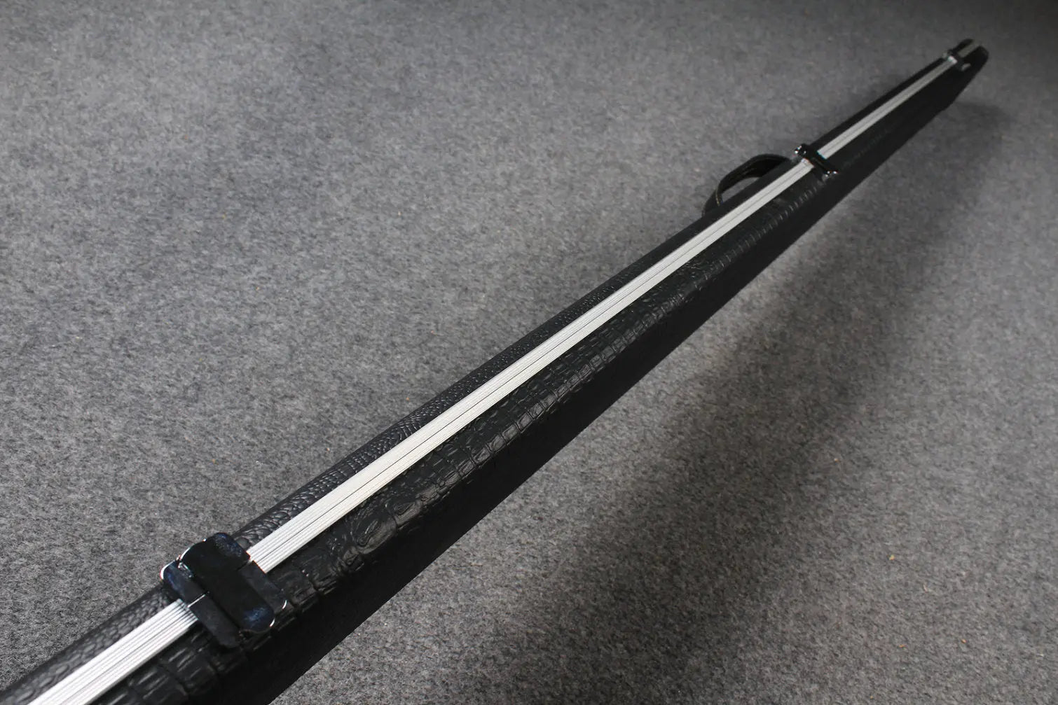 1 piece snooker cue aluminium case with 3 slots