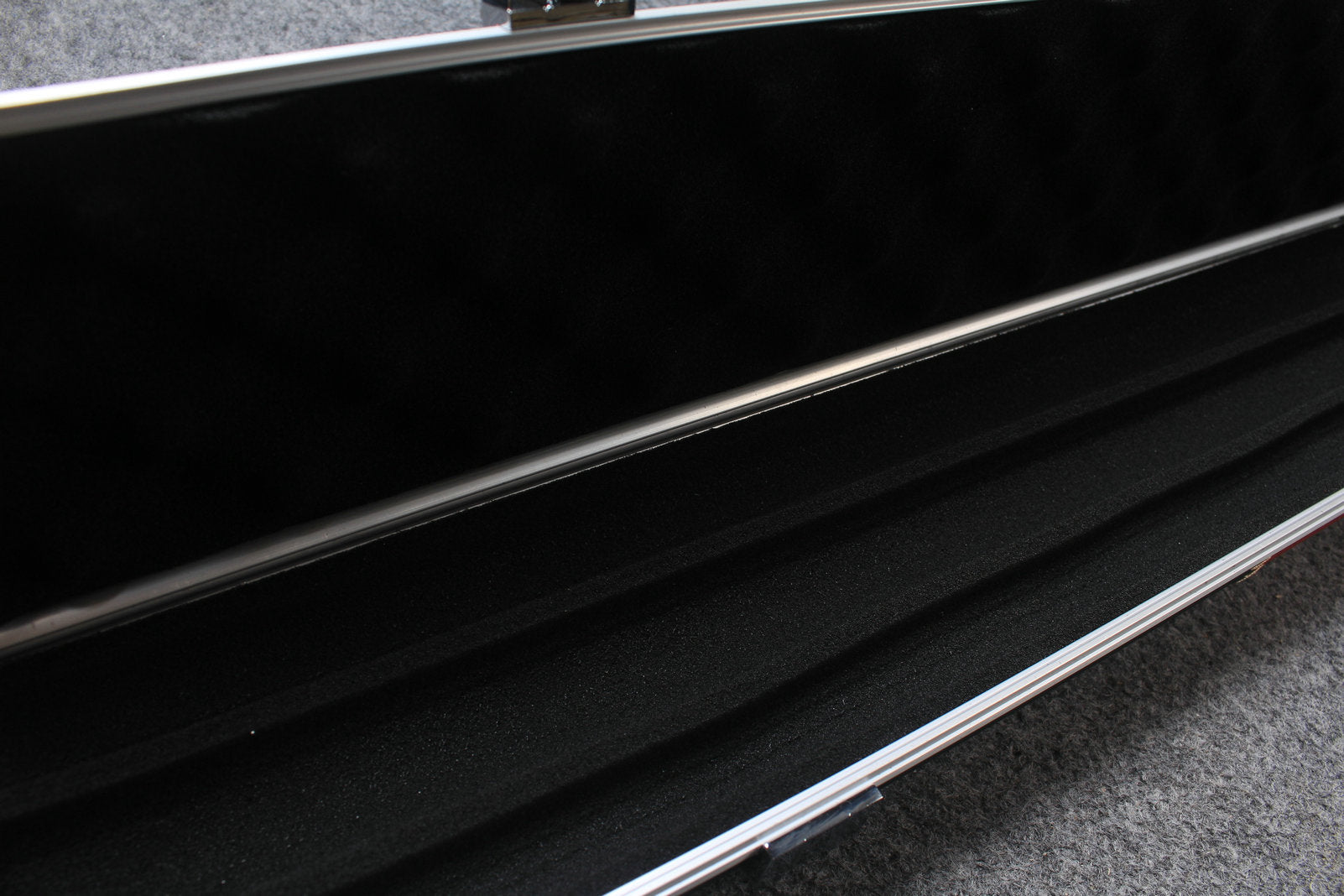 3/4 snooker cue aluminium case with 3 slots