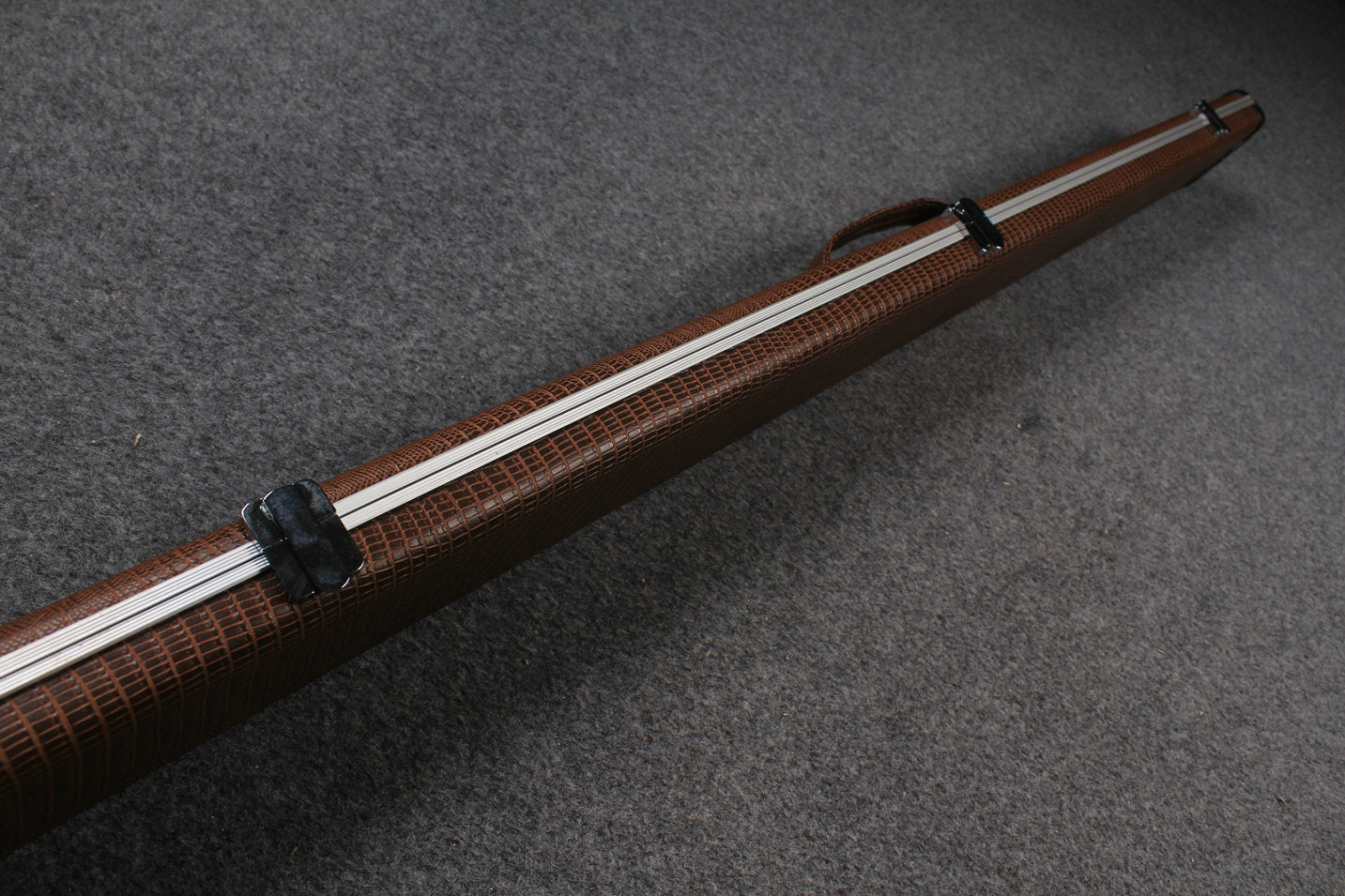 3/4 snooker cue aluminium case with 3 slots