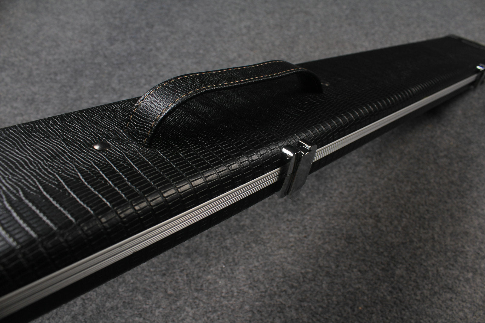 3/4 snooker cue aluminium case with 3 slots
