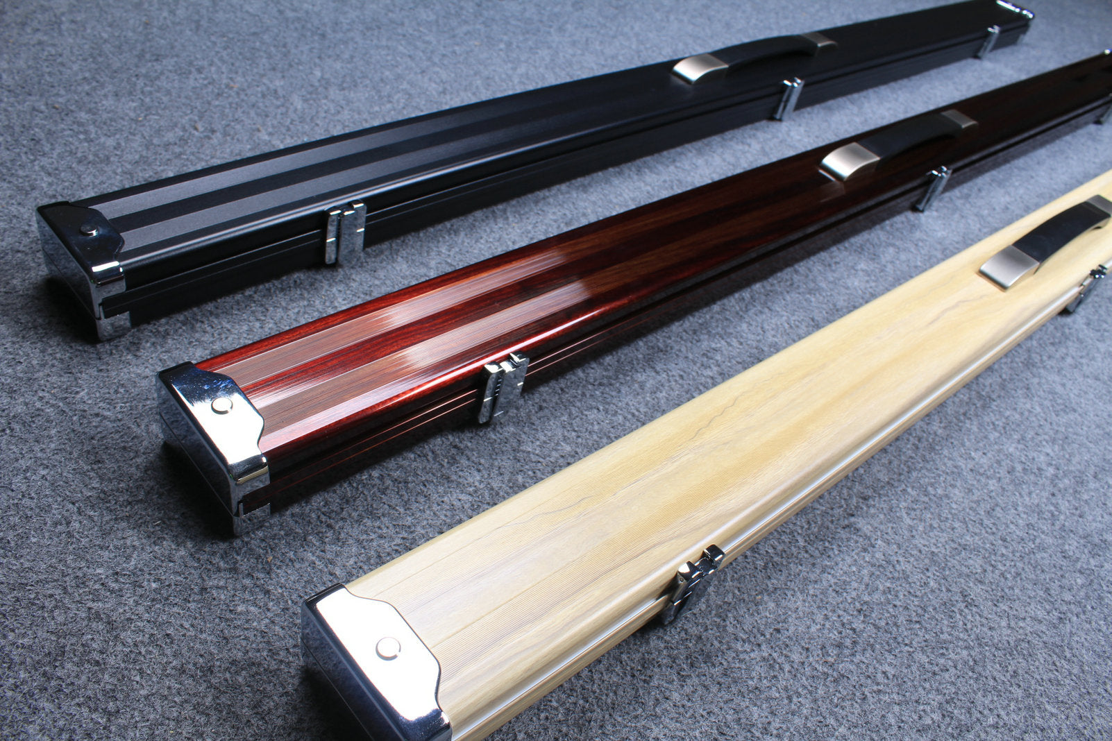 deluxe 3/4 aluminium cue case 124.5 cm , with 2 slots