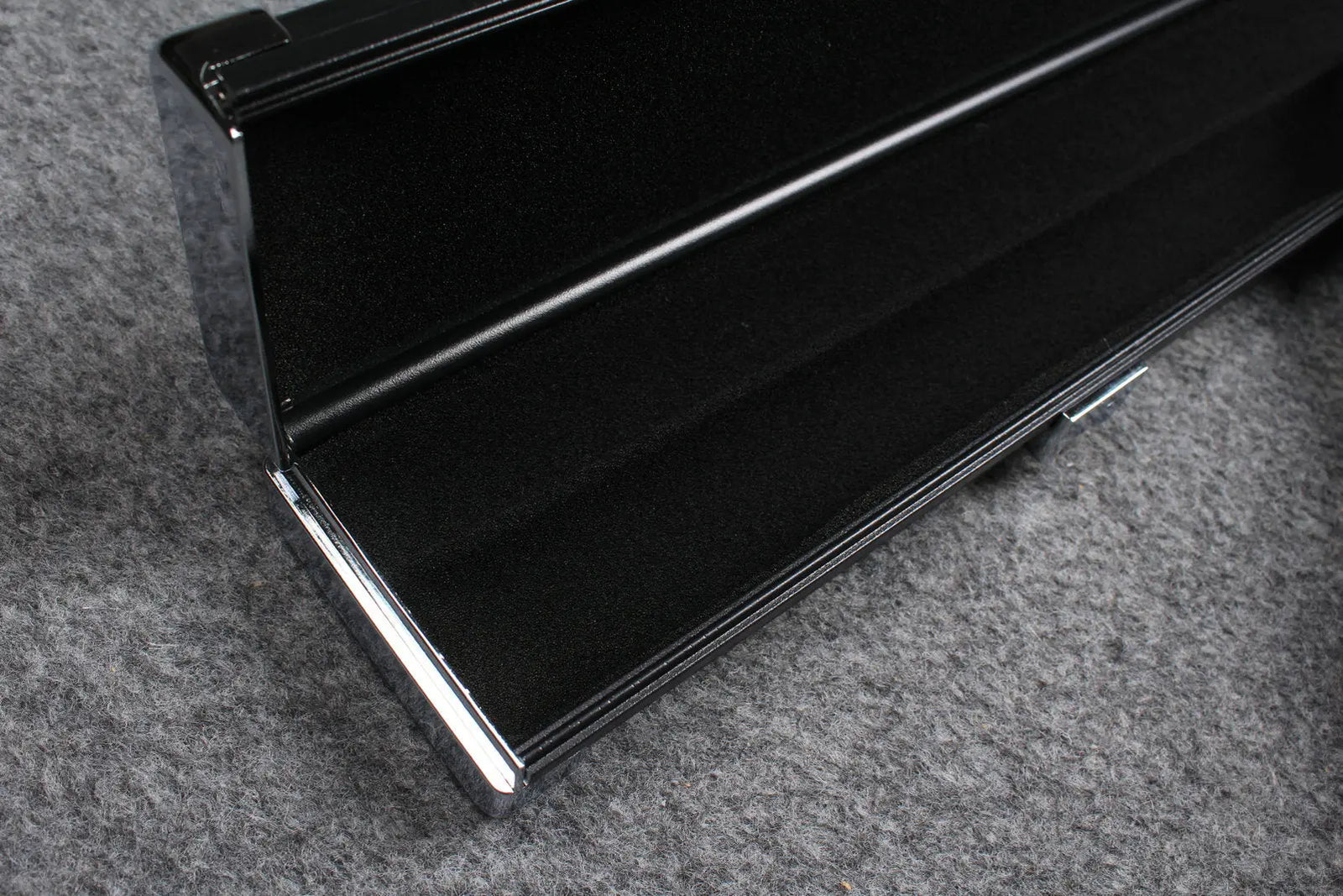 deluxe 3/4 aluminium cue case 124.5 cm , with 2 slots
