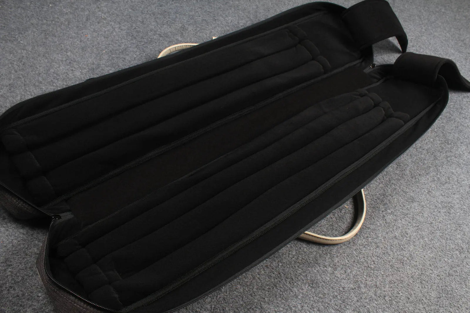 1/2 pool cue case/bag 3bx4s