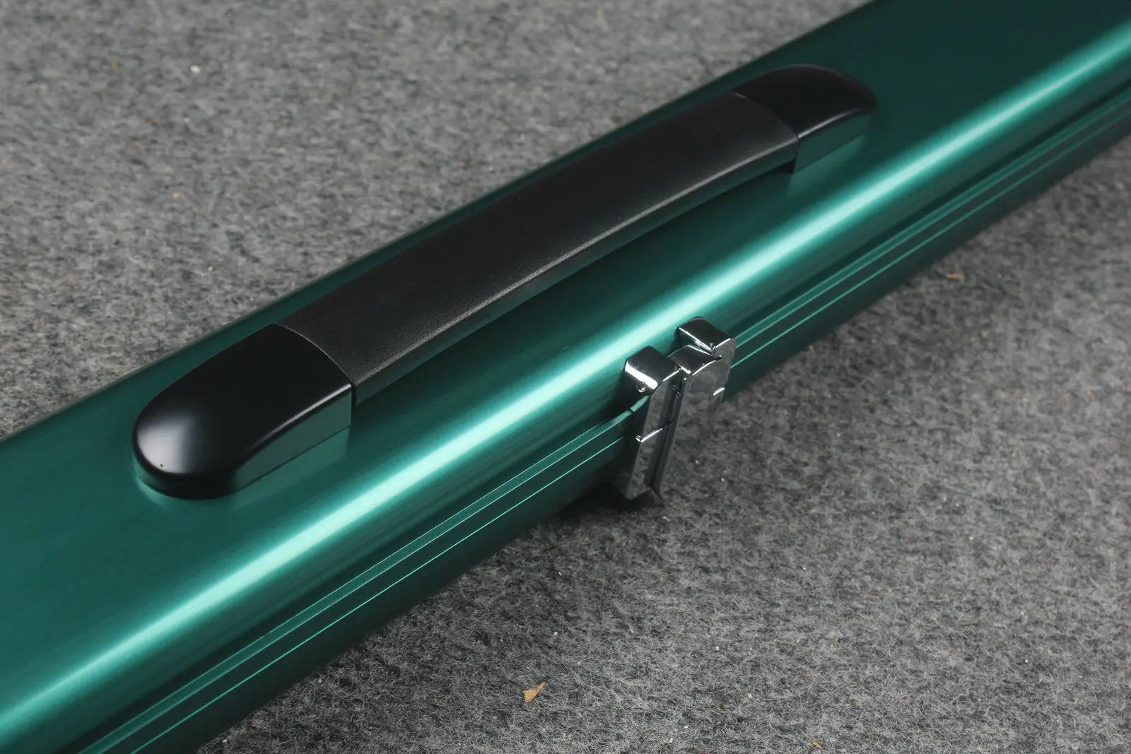 1 Piece deluex slimline Aluminium Case With 2 Slots WOODS CUES