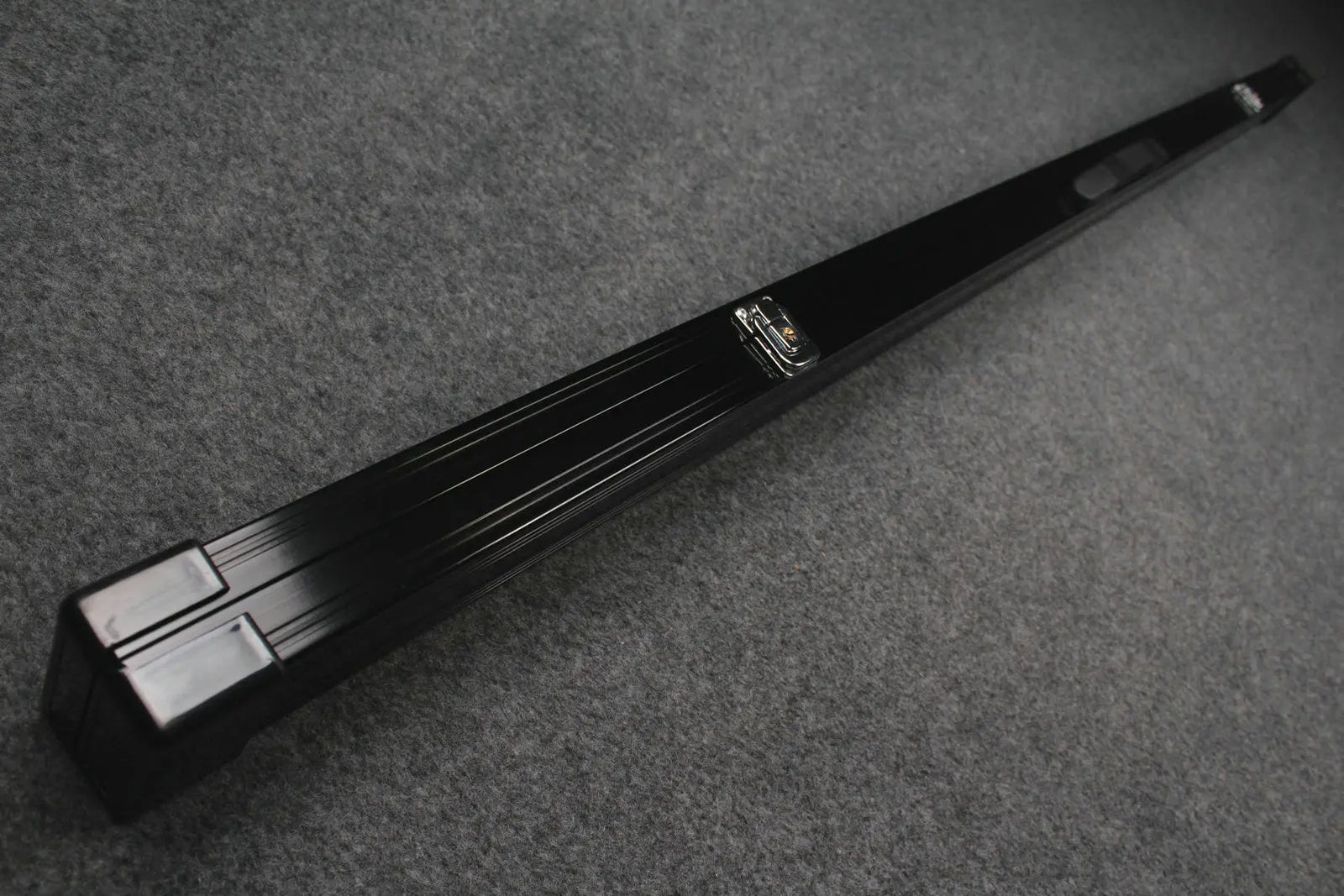 one piece aluminium lockable cue case 158 cm