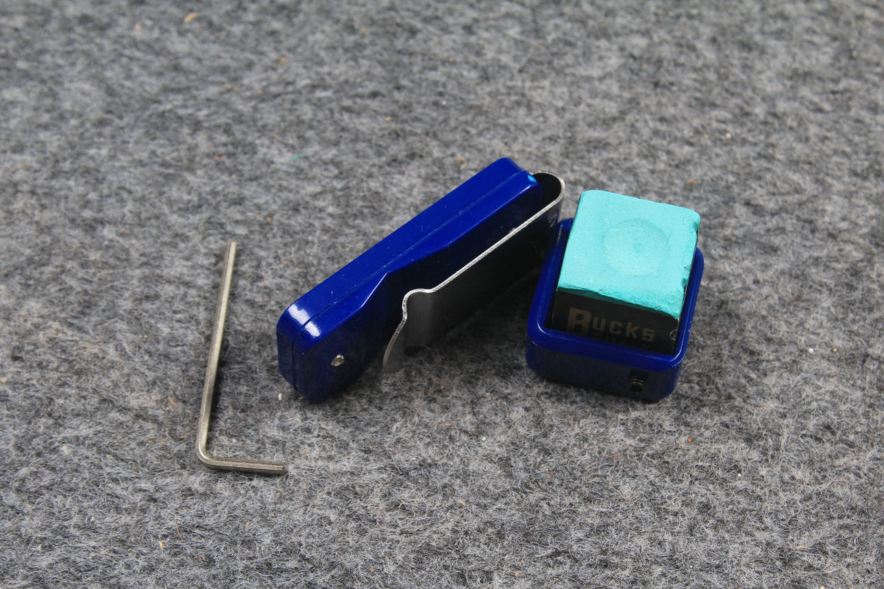 MAGNETIC SNOOKER / POOL CUE CHALK HOLDER WITH BELT CLIP