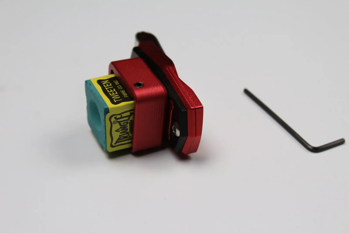 hq aluminium alloy magnetic snooker / pool cue chalk holder with belt clip