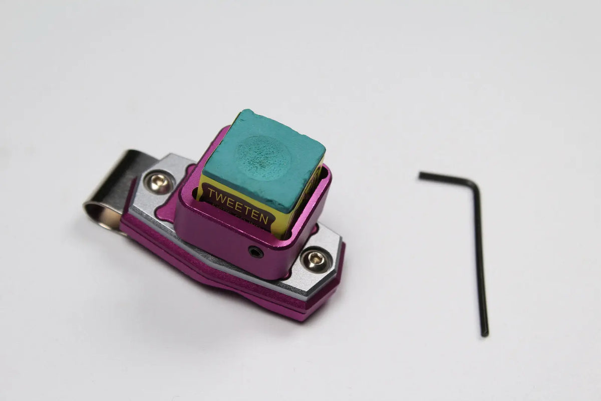 hq aluminium alloy magnetic snooker / pool cue chalk holder with belt clip