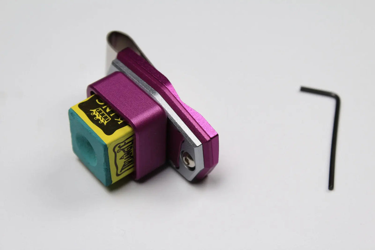 hq aluminium alloy magnetic snooker / pool cue chalk holder with belt clip