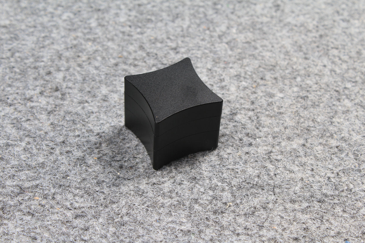 hq aluminium alloy magnetic snooker/pool cue chalk holder