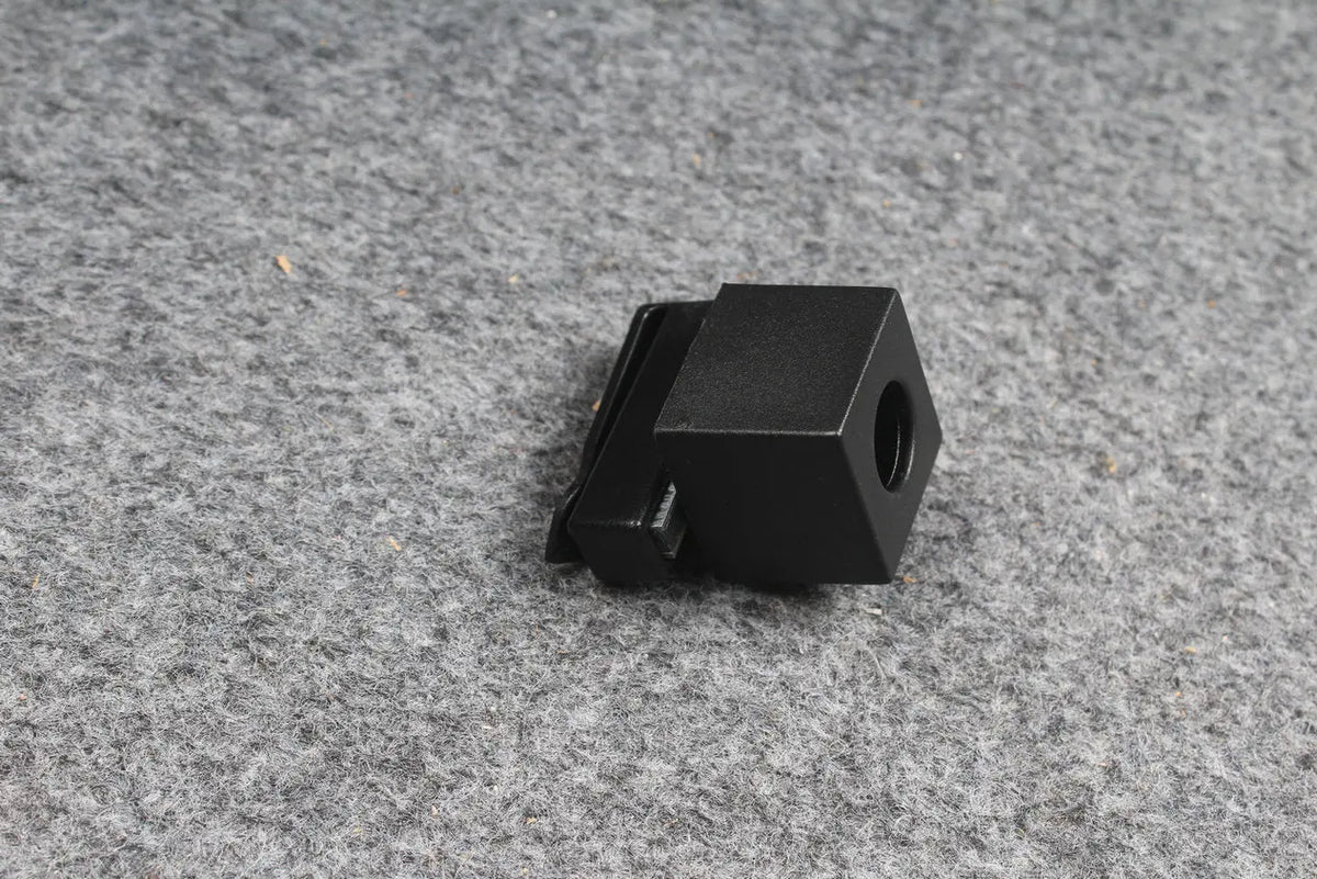 magnetic snooker / pool cue chalk holder with belt clip WOODS CUES