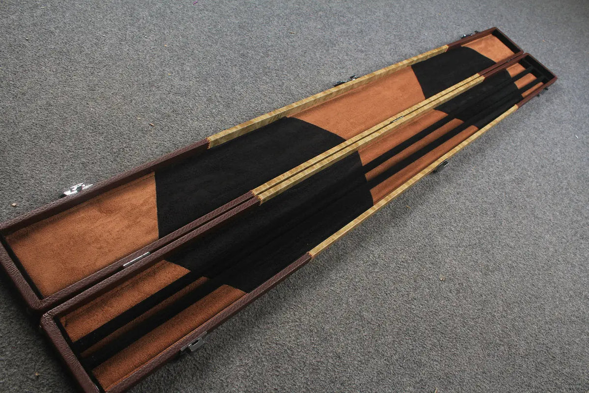 3/4 snooker cue case with 3 slots