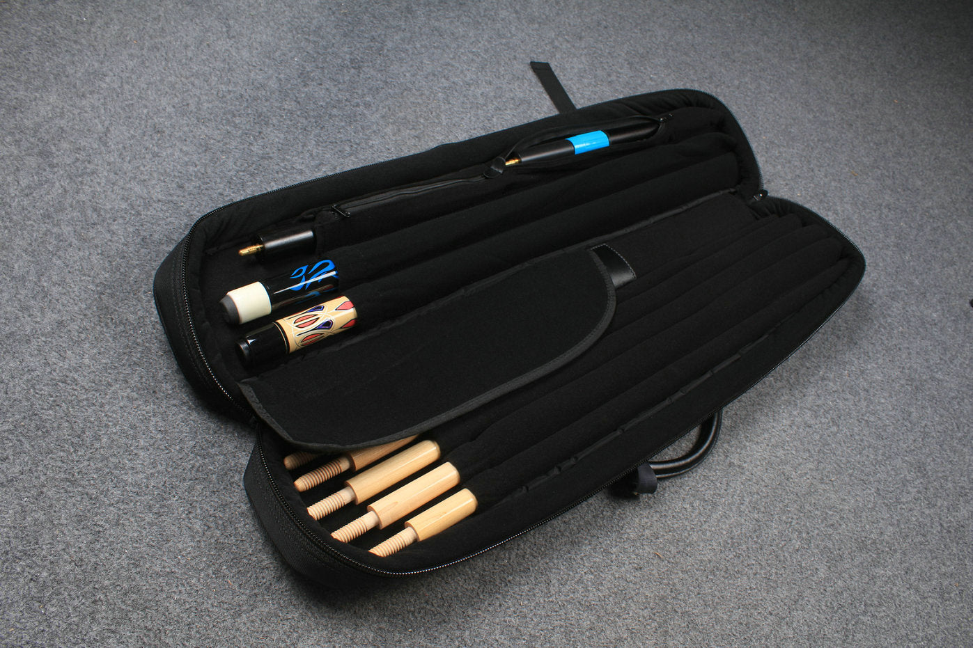 1/2 pool cue case/bag 2bx5s