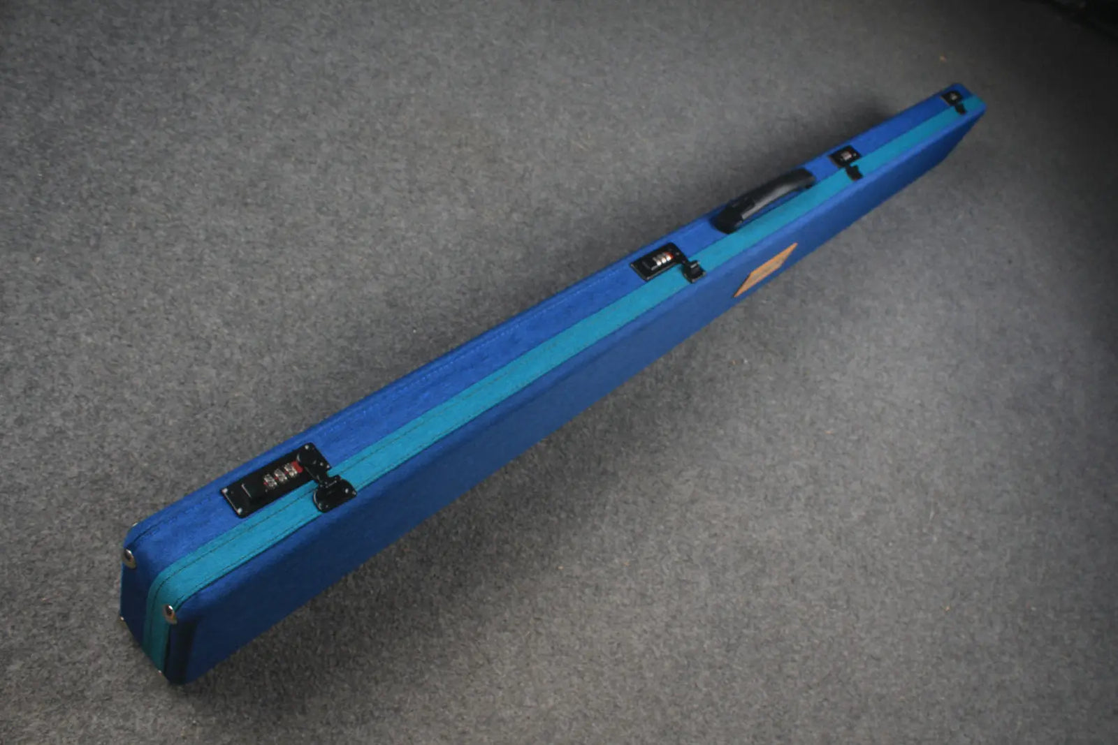 jf one piece snooker / pool code cue case WOODS CUES