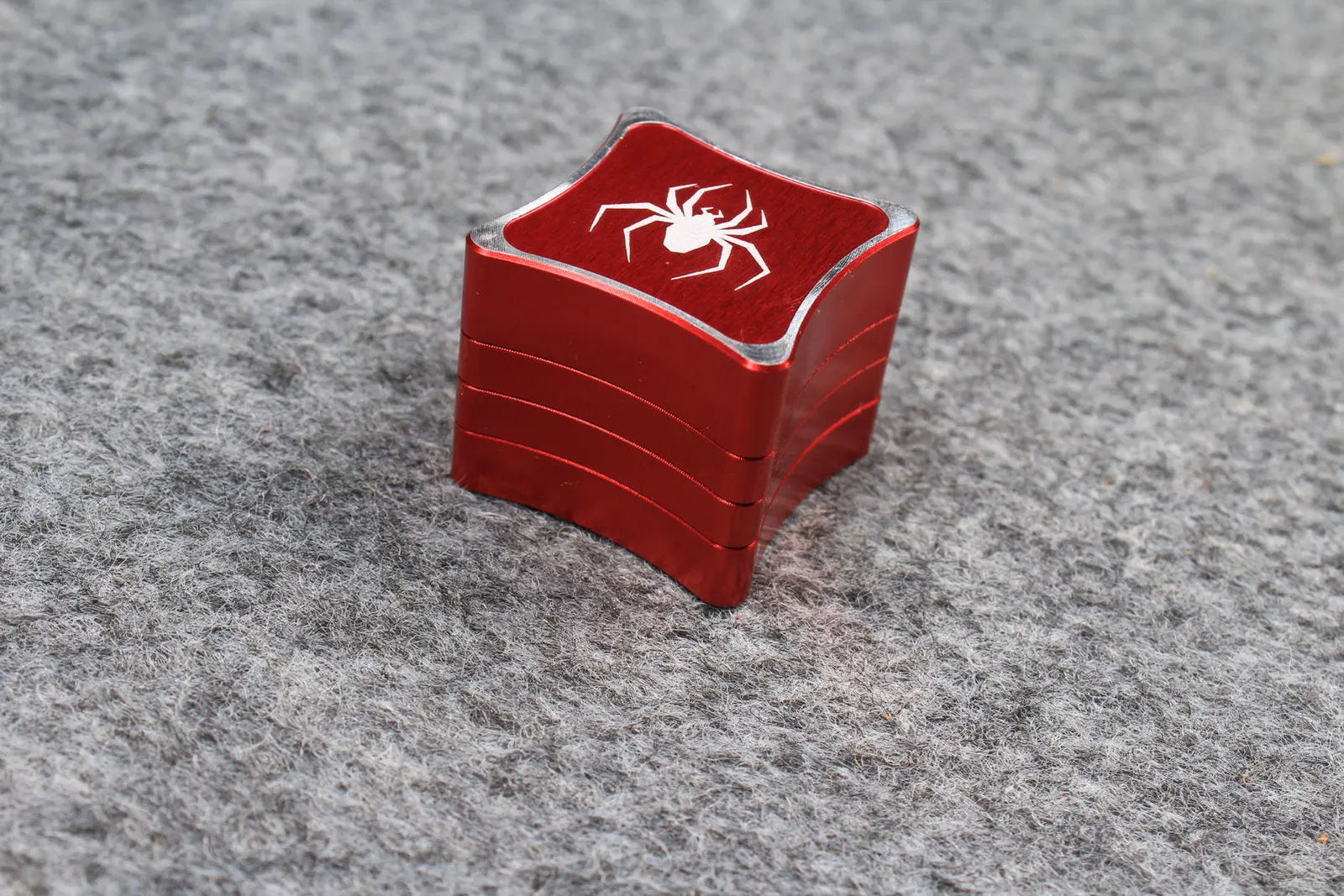 HQ Aluminium Alloy Magnetic Snooker/Pool Cue Chalk Holder , Layerable WOODS CUES