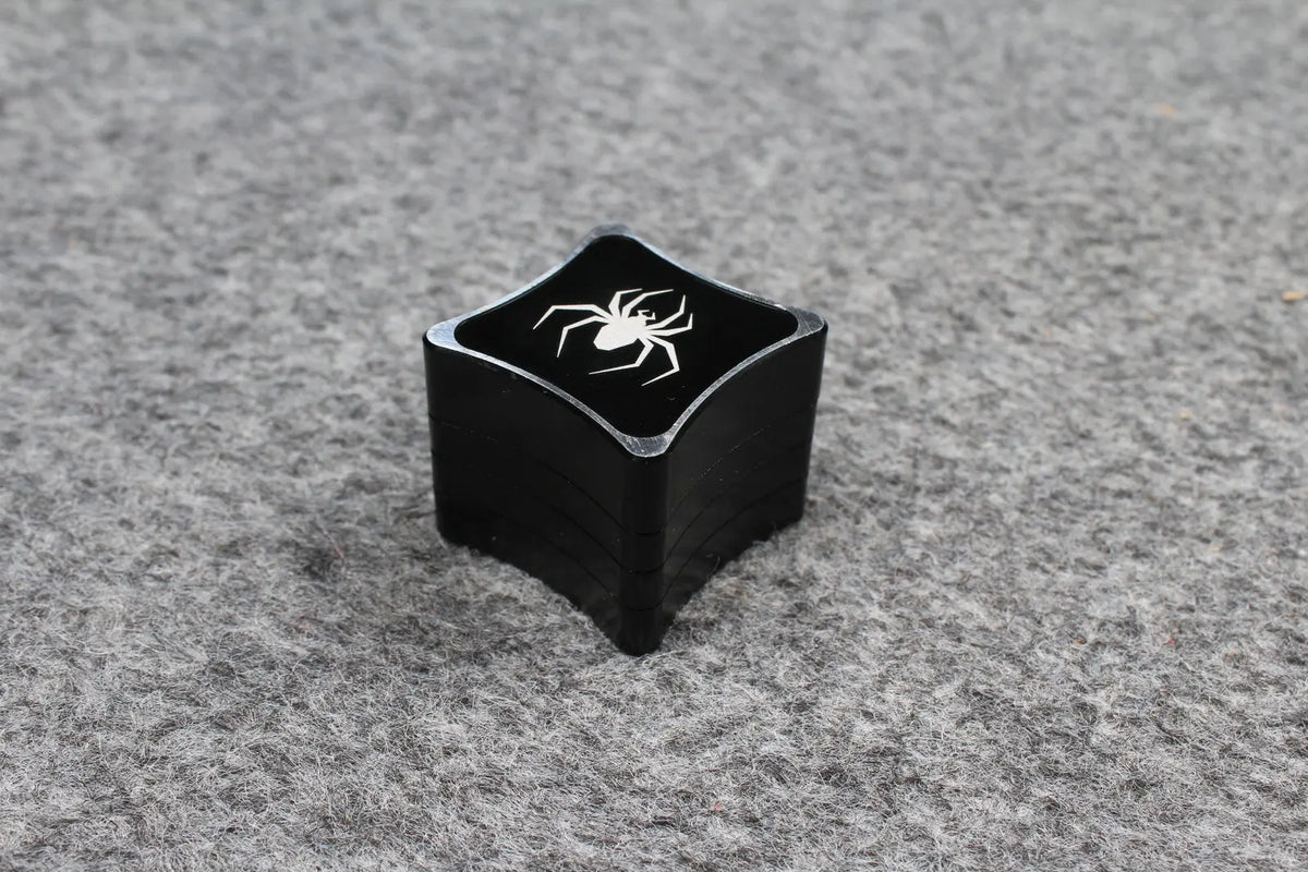 HQ Aluminium Alloy Magnetic Snooker/Pool Cue Chalk Holder , Layerable WOODS CUES