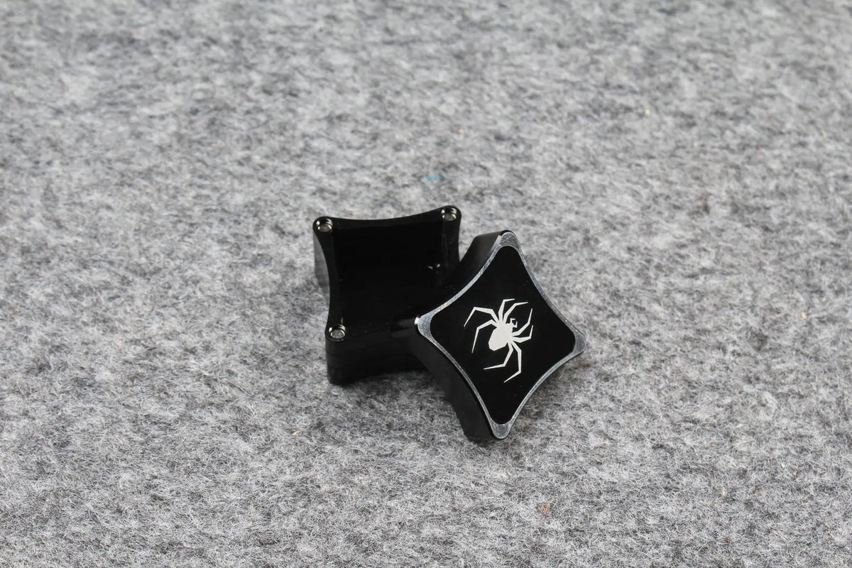 HQ Aluminium Alloy Magnetic Snooker/Pool Cue Chalk Holder , Layerable WOODS CUES