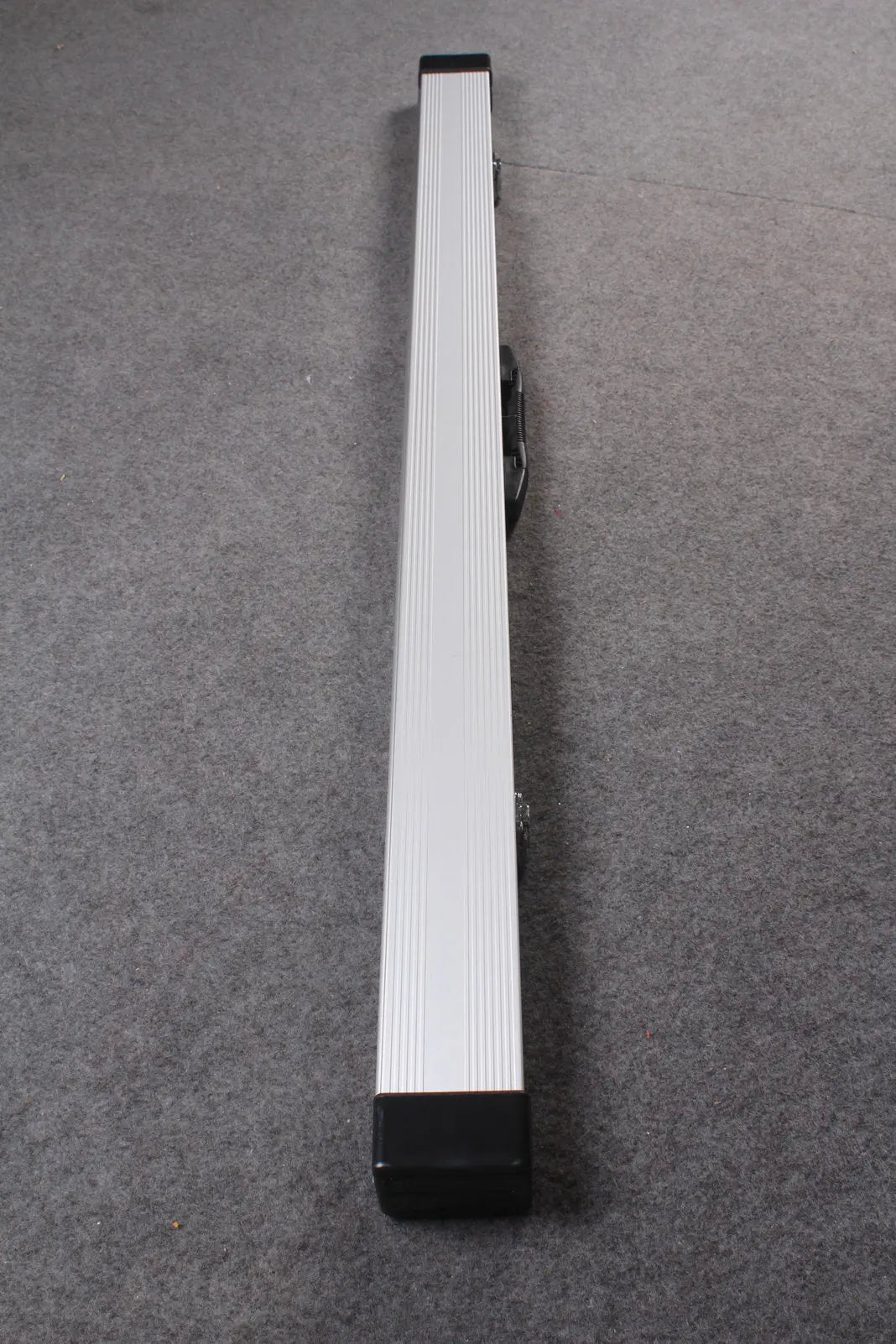 3/4 aluminium lockable cue case 121 cm