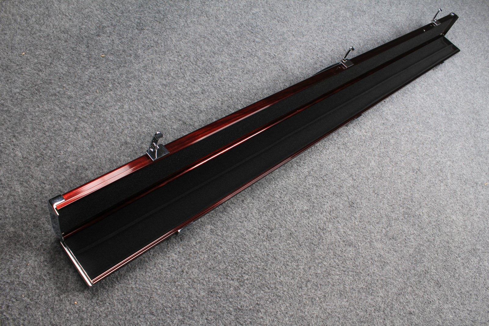 deluxe 3/4 aluminium cue case with 2 slots