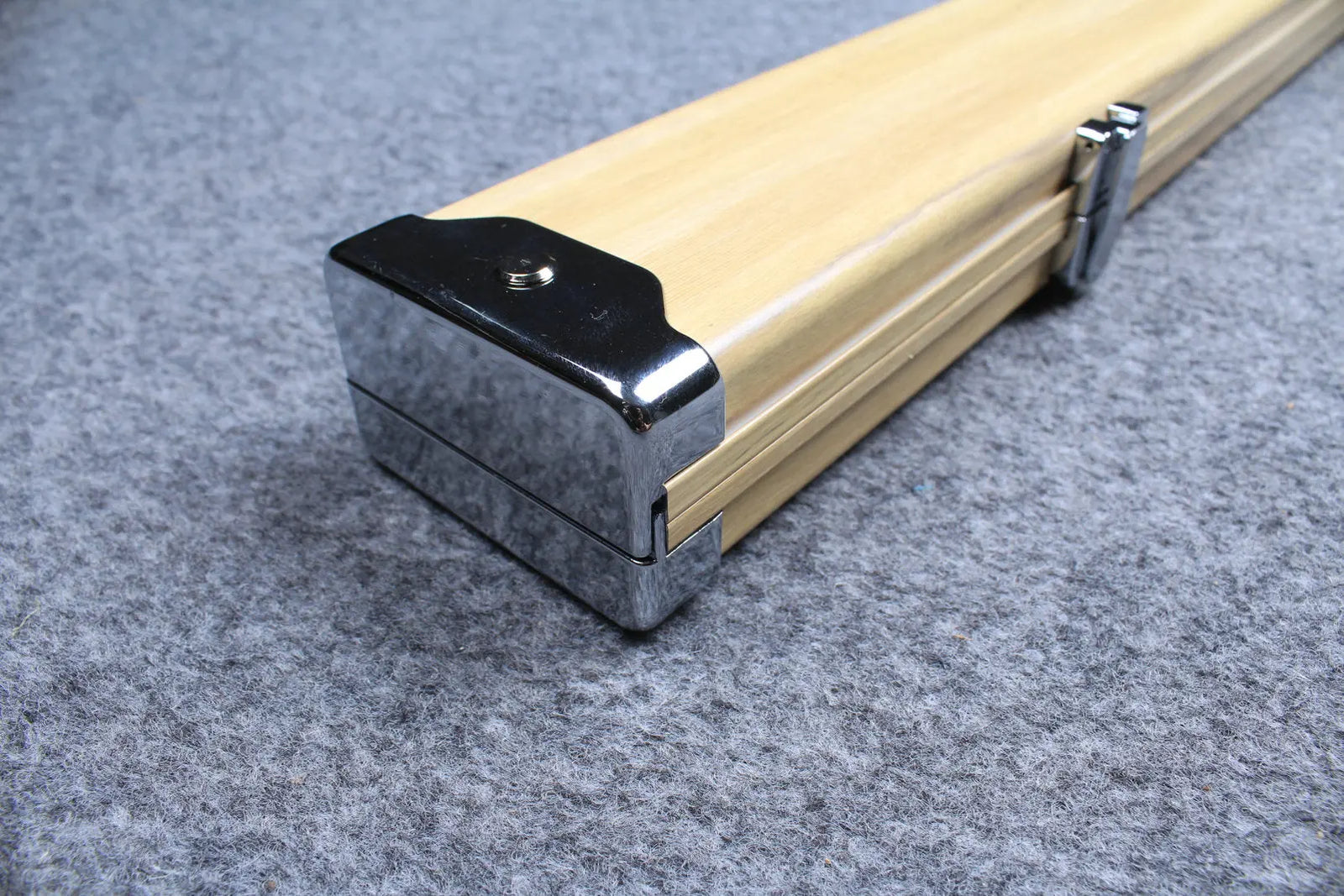 deluxe 3/4 aluminium cue case with 2 slots