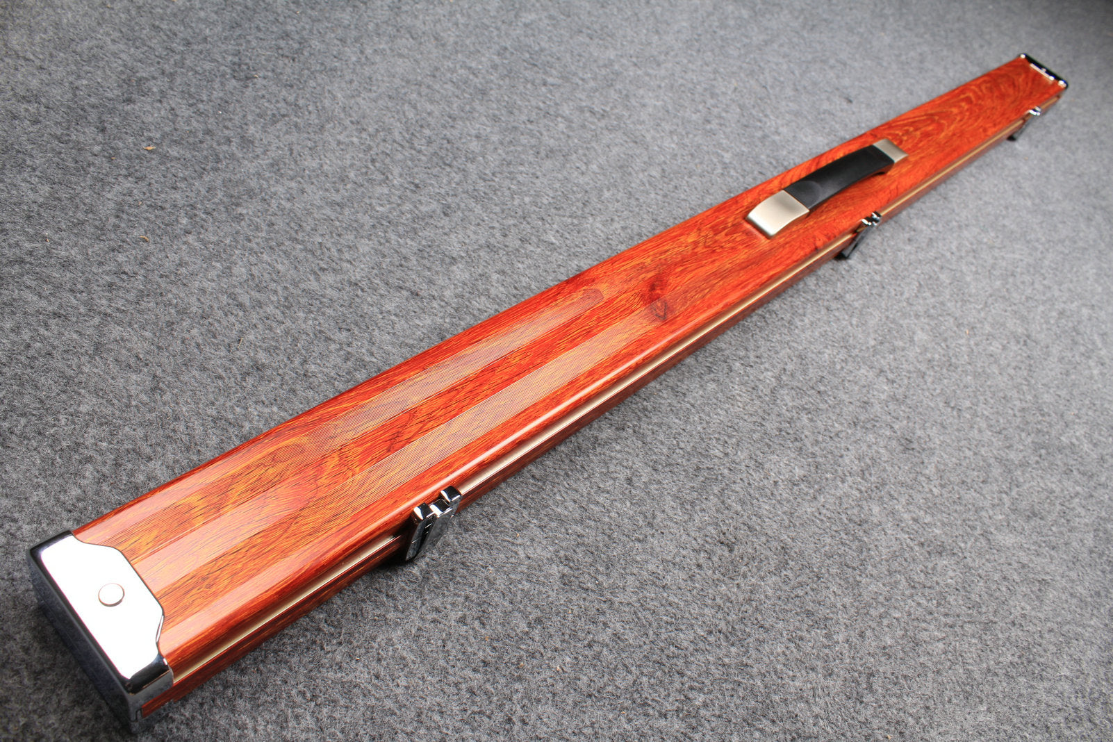 deluxe 3/4 aluminium cue case with 2 slots